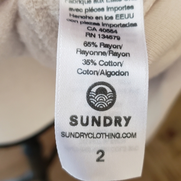 Sundry Stars Lightweight Pullover Top - Picture 5 of 6